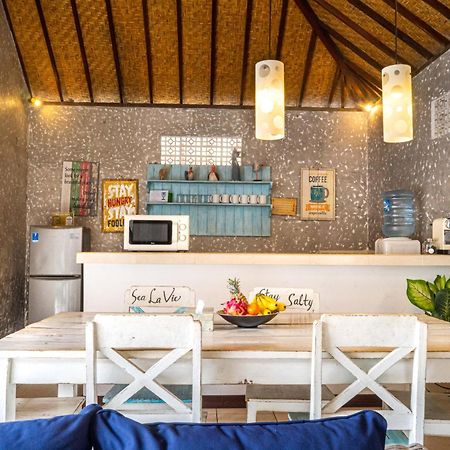 Villa Salya - 3Br - Private Pool - 1Min Walk To La Favela! Seminyak  Exterior photo
